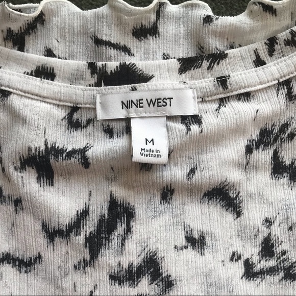 Women's Nine West Tee - Picture 4 of 5